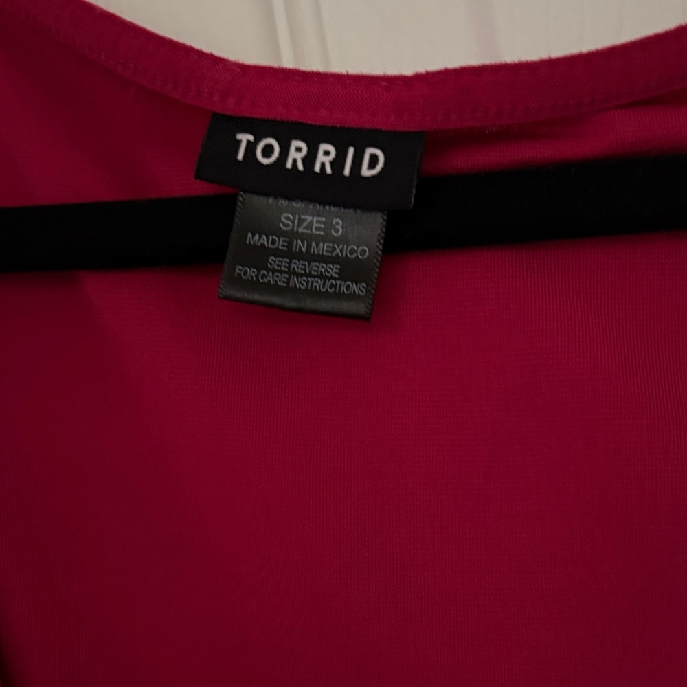 Torrid Vibrant Fuchsia Sleeveless Knit Top